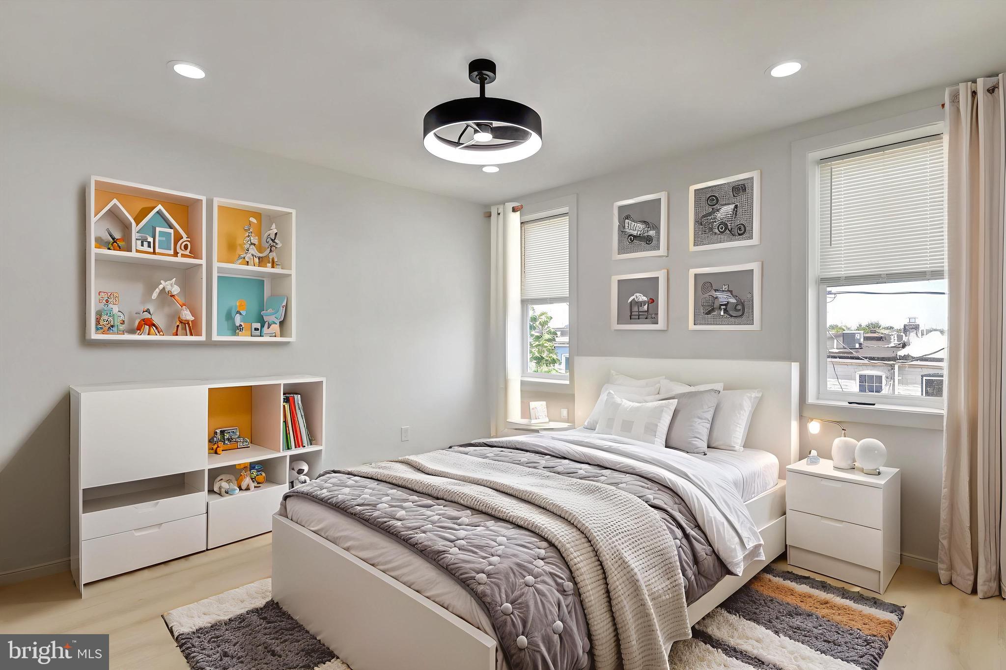 417 N MILTON AVENUE N