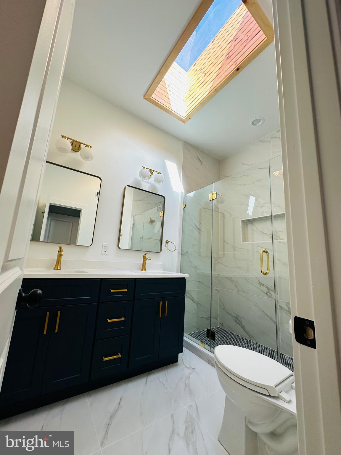 417 N MILTON AVENUE N