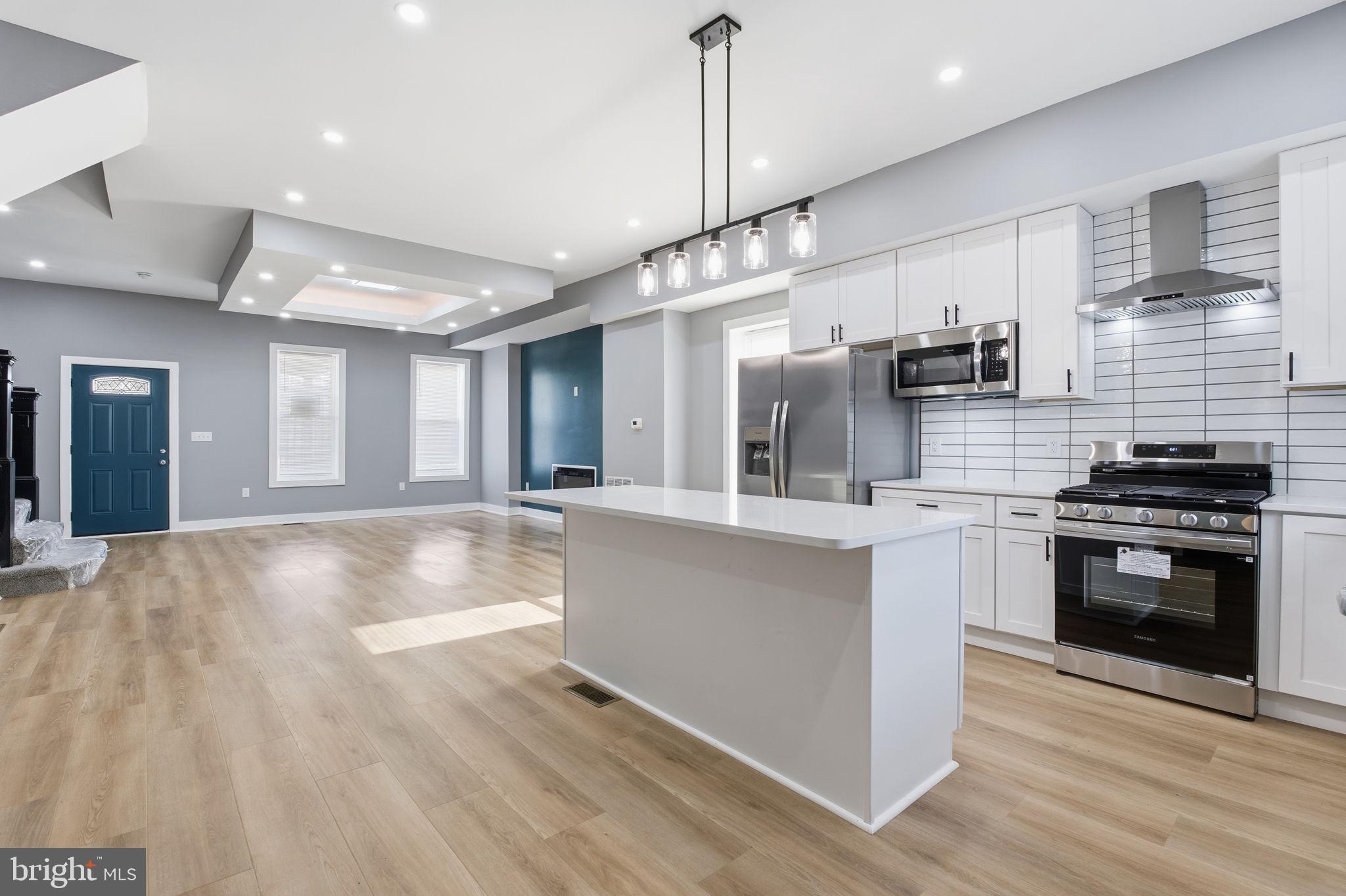 2816 ROCKROSE AVENUE