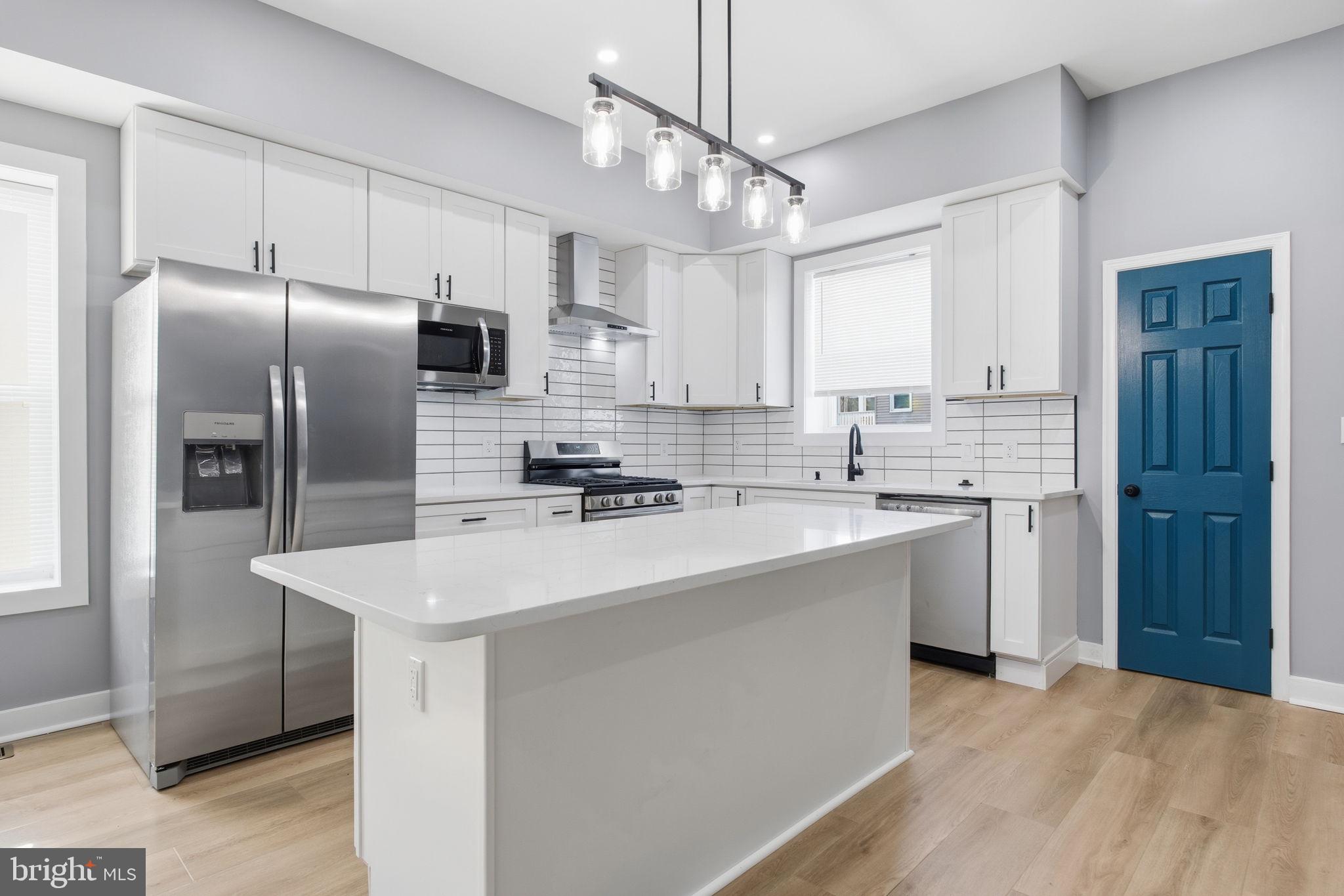 2816 ROCKROSE AVENUE