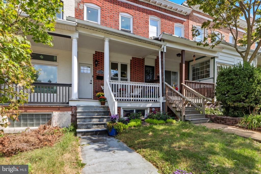 4327 FALLS ROAD