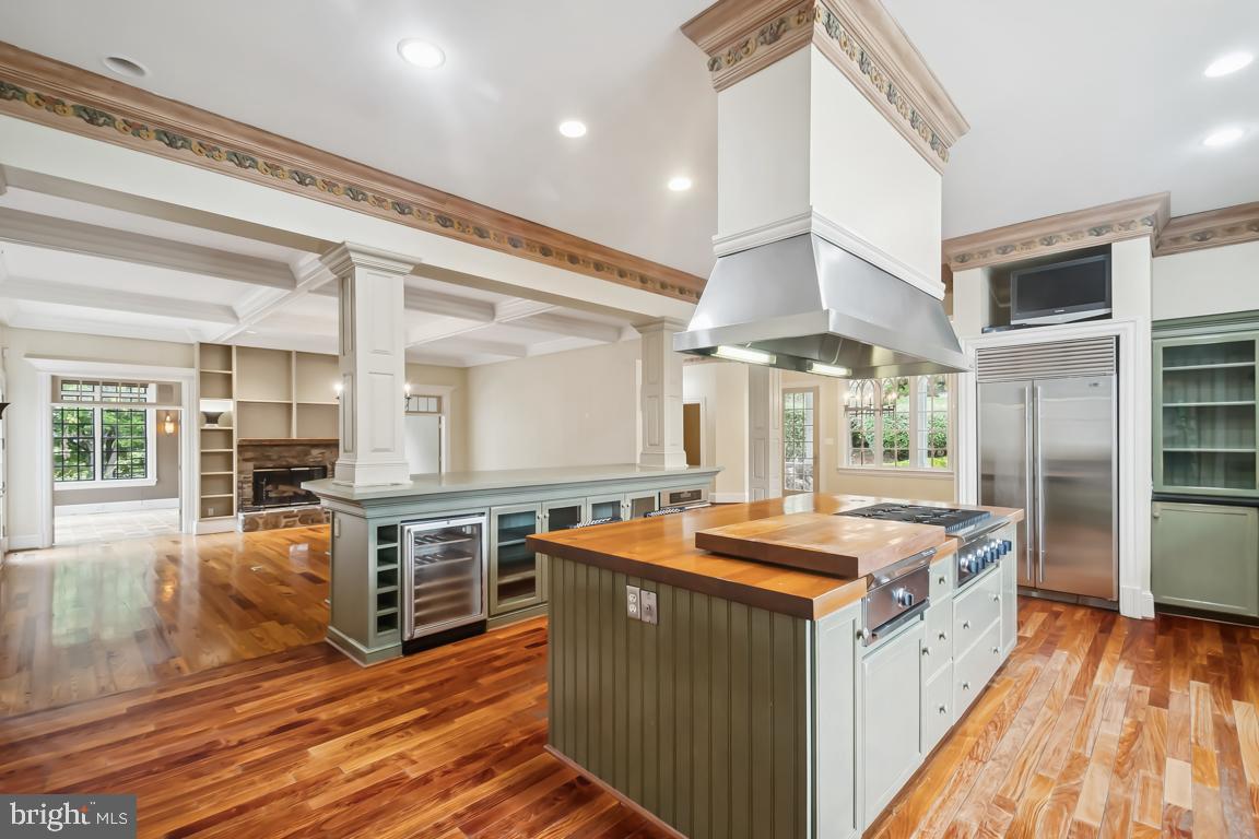 10606 CANDLEWICK ROAD