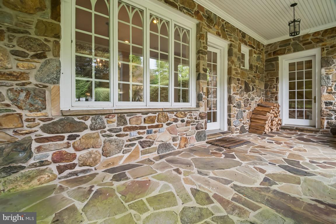 10606 CANDLEWICK ROAD