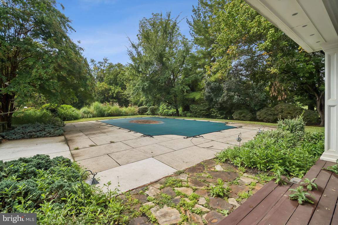 10606 CANDLEWICK ROAD