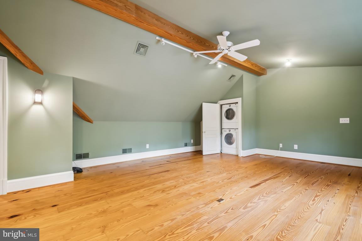 10606 CANDLEWICK ROAD