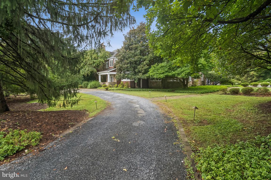 10606 CANDLEWICK ROAD