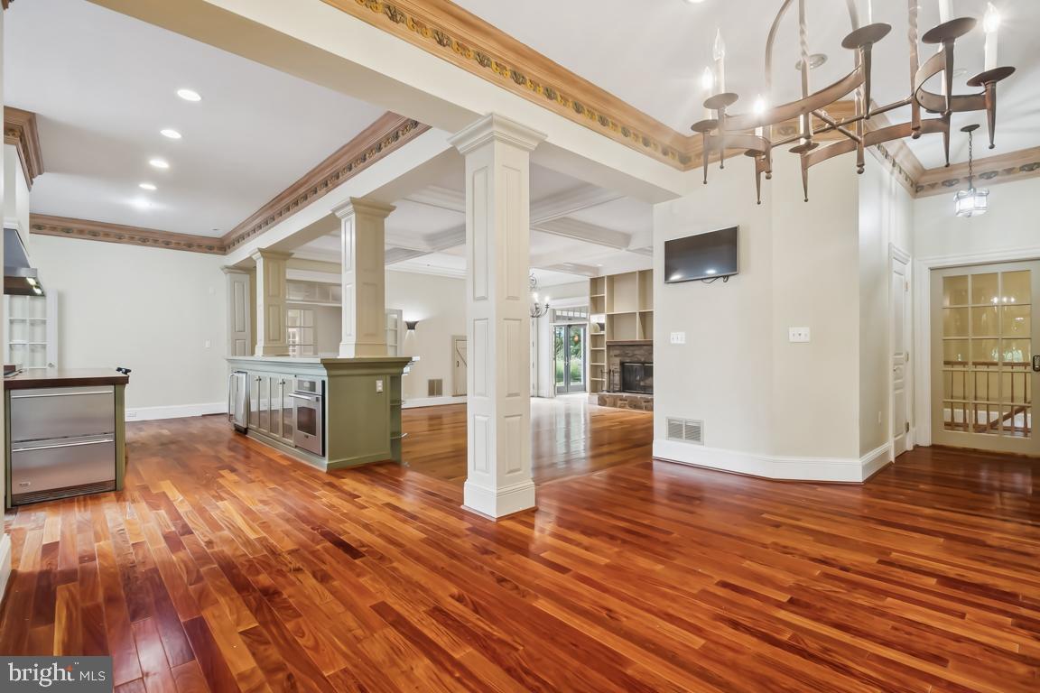 10606 CANDLEWICK ROAD