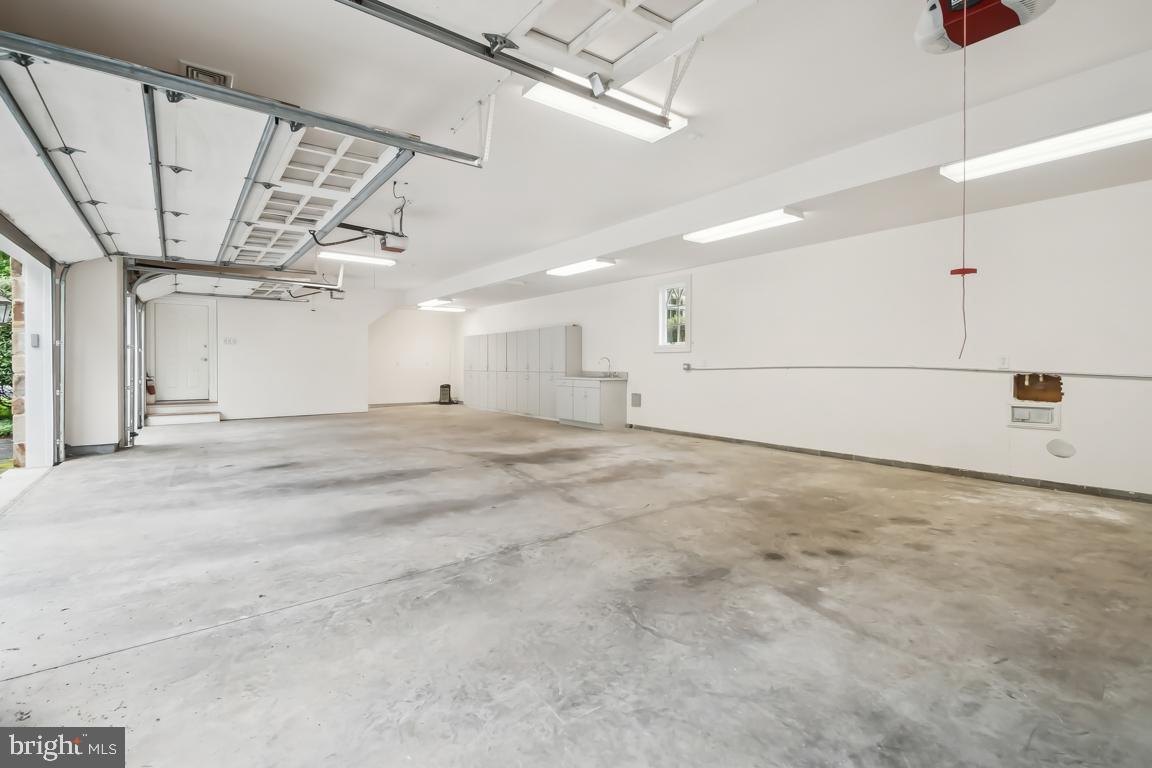 10606 CANDLEWICK ROAD