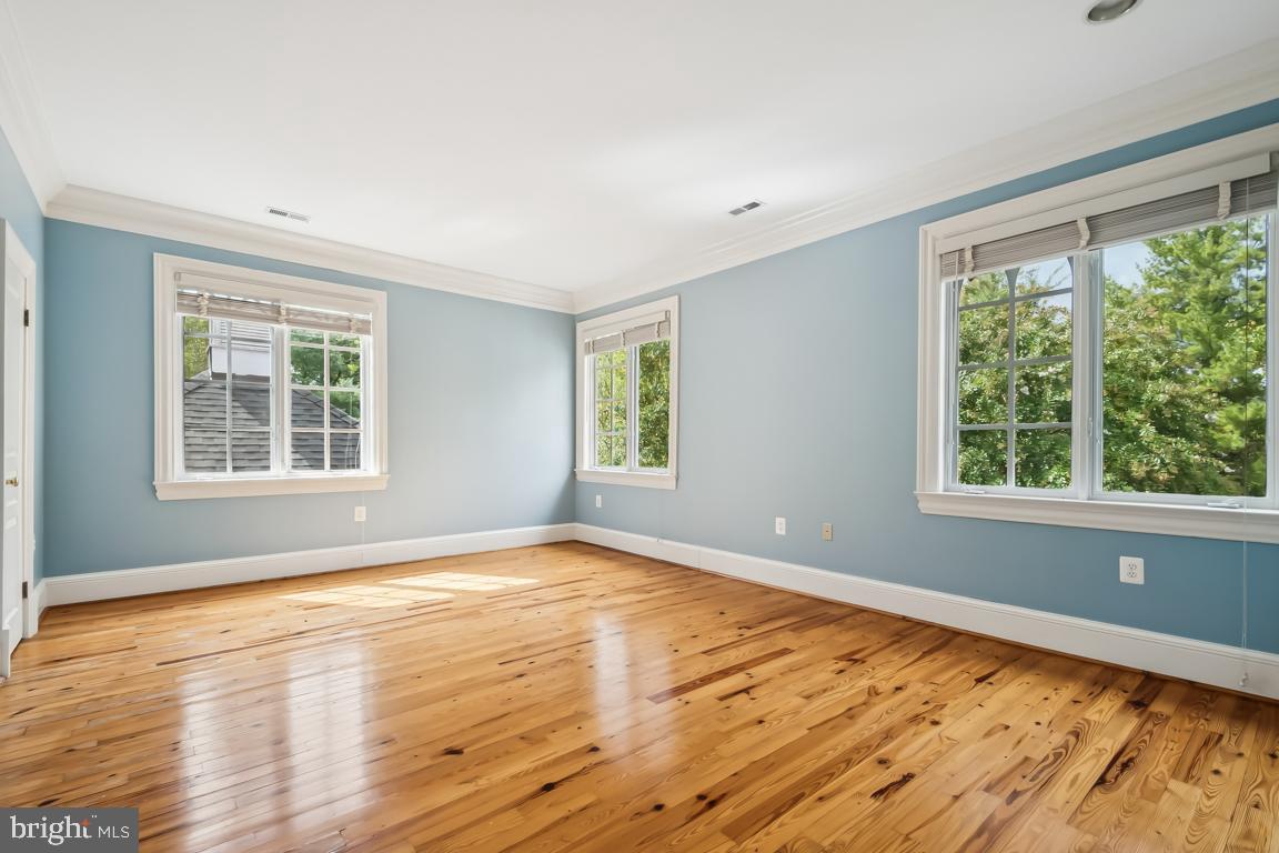 10606 CANDLEWICK ROAD