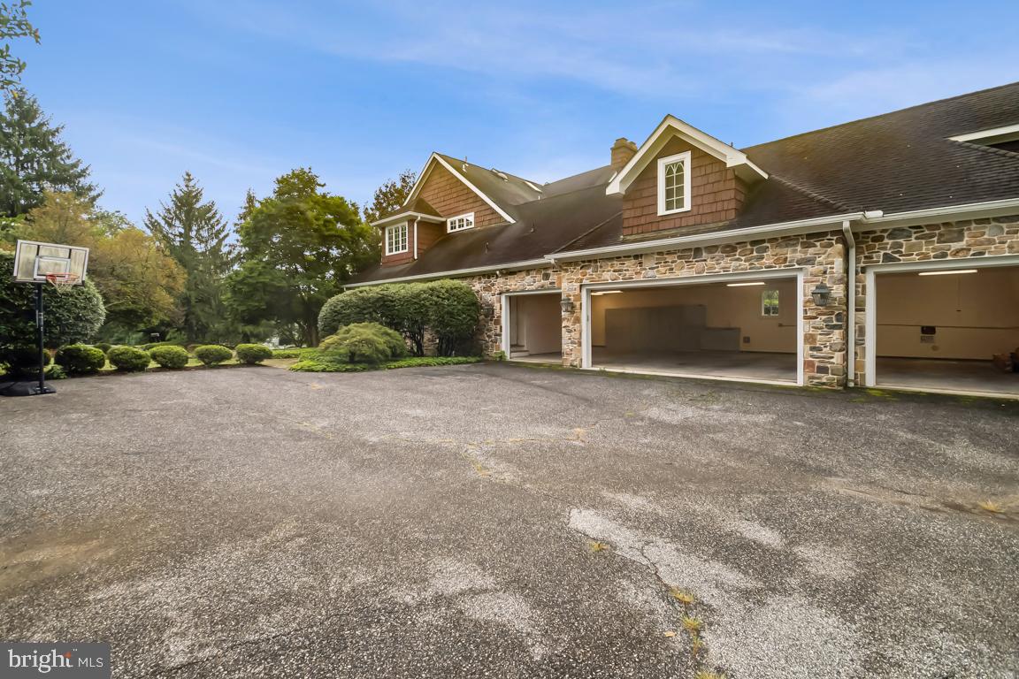 10606 CANDLEWICK ROAD