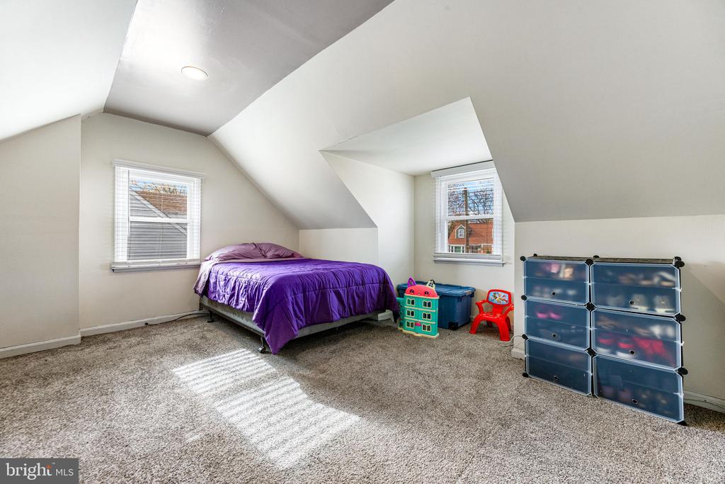 3401 MAYFAIR ROAD