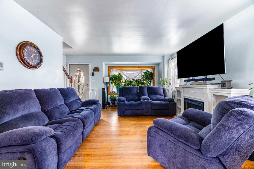 3401 MAYFAIR ROAD