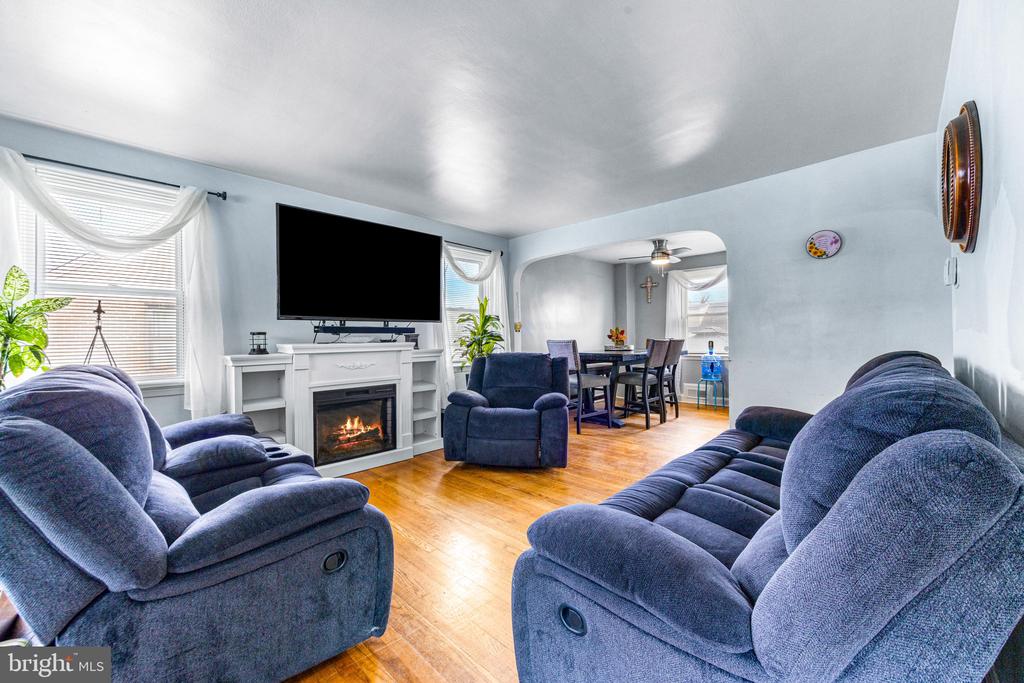 3401 MAYFAIR ROAD