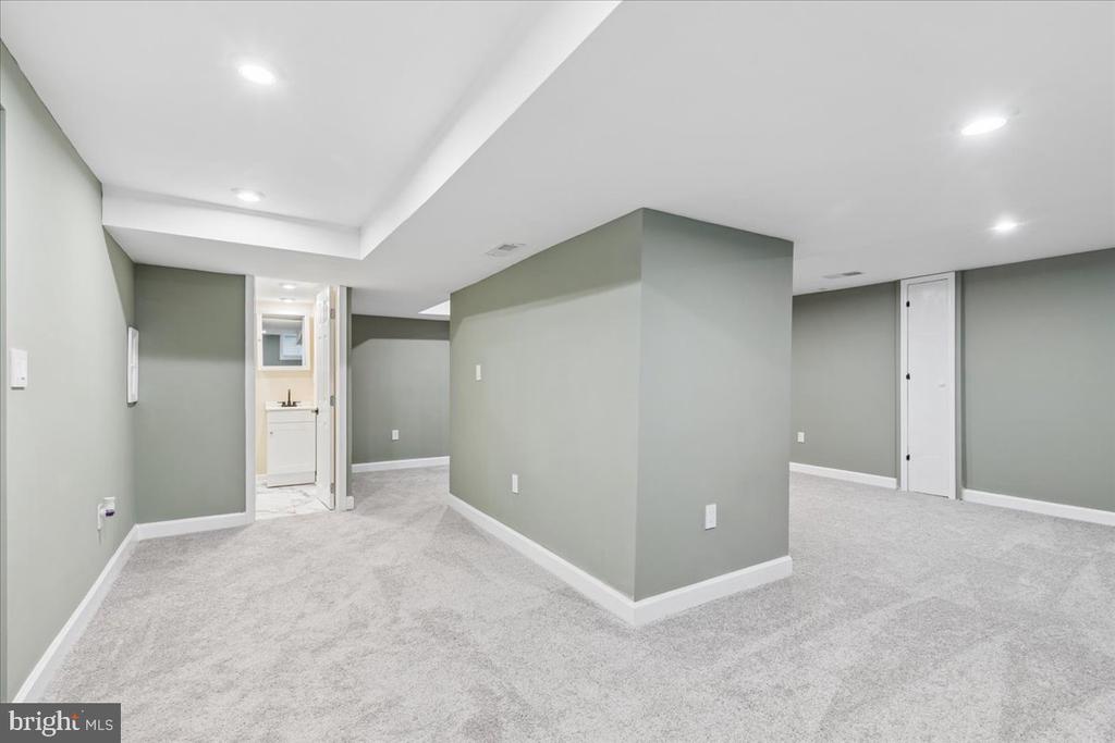 3737 SYLVAN DRIVE