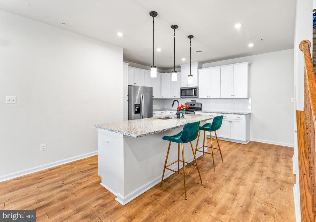 4520 REANEY LN Unit: 483