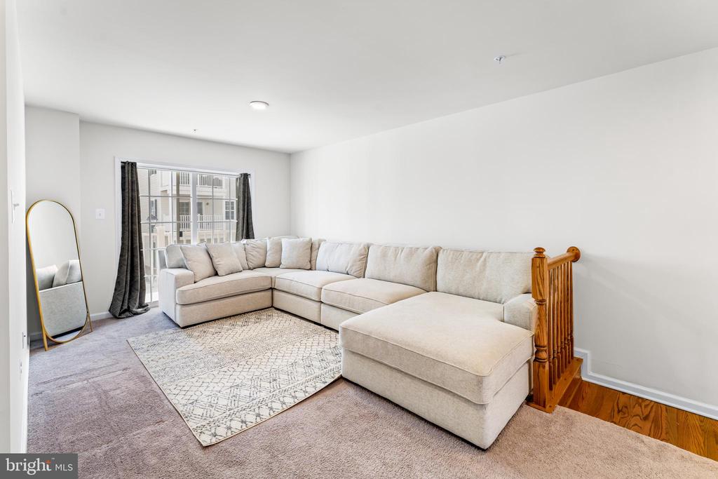 4520 REANEY LN Unit: 483