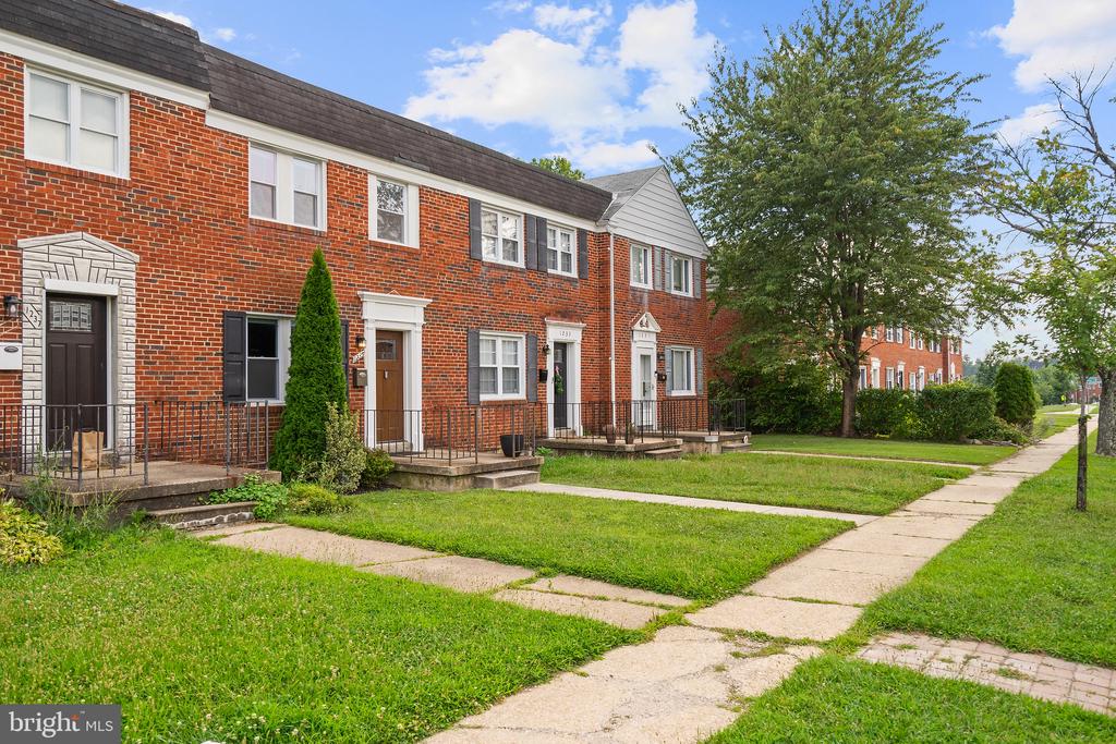 1235 HALSTEAD ROAD