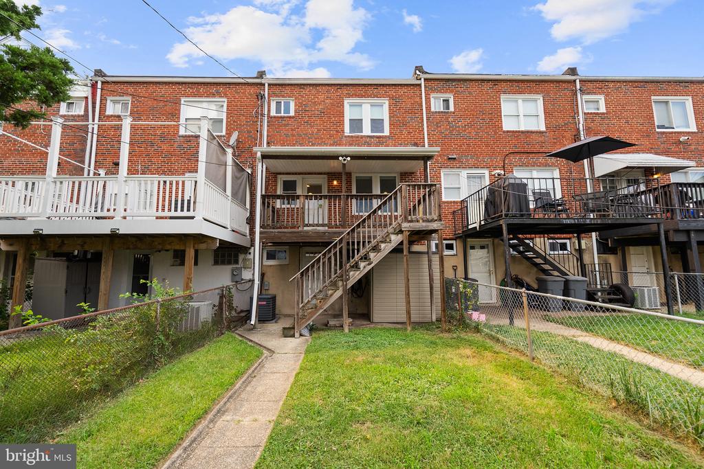1235 HALSTEAD ROAD