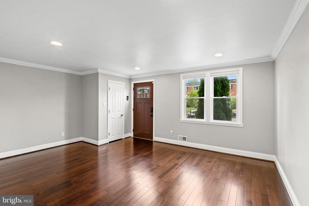 1235 HALSTEAD ROAD