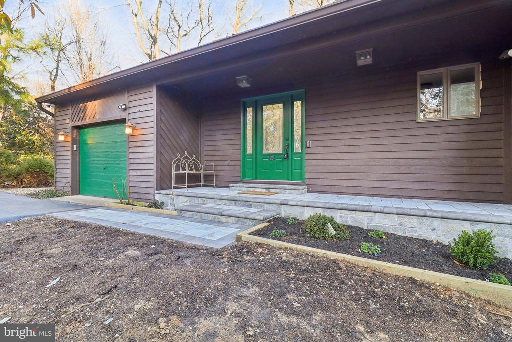 168 Windcliff Rd