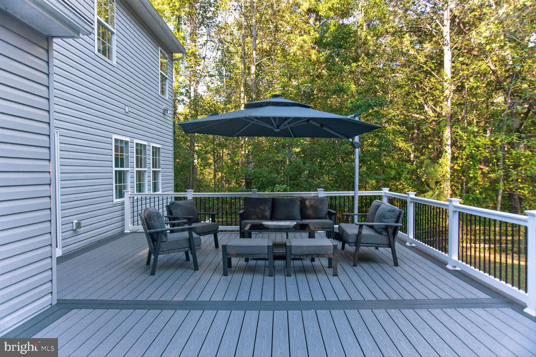 1820 BIRDS NEST LANE