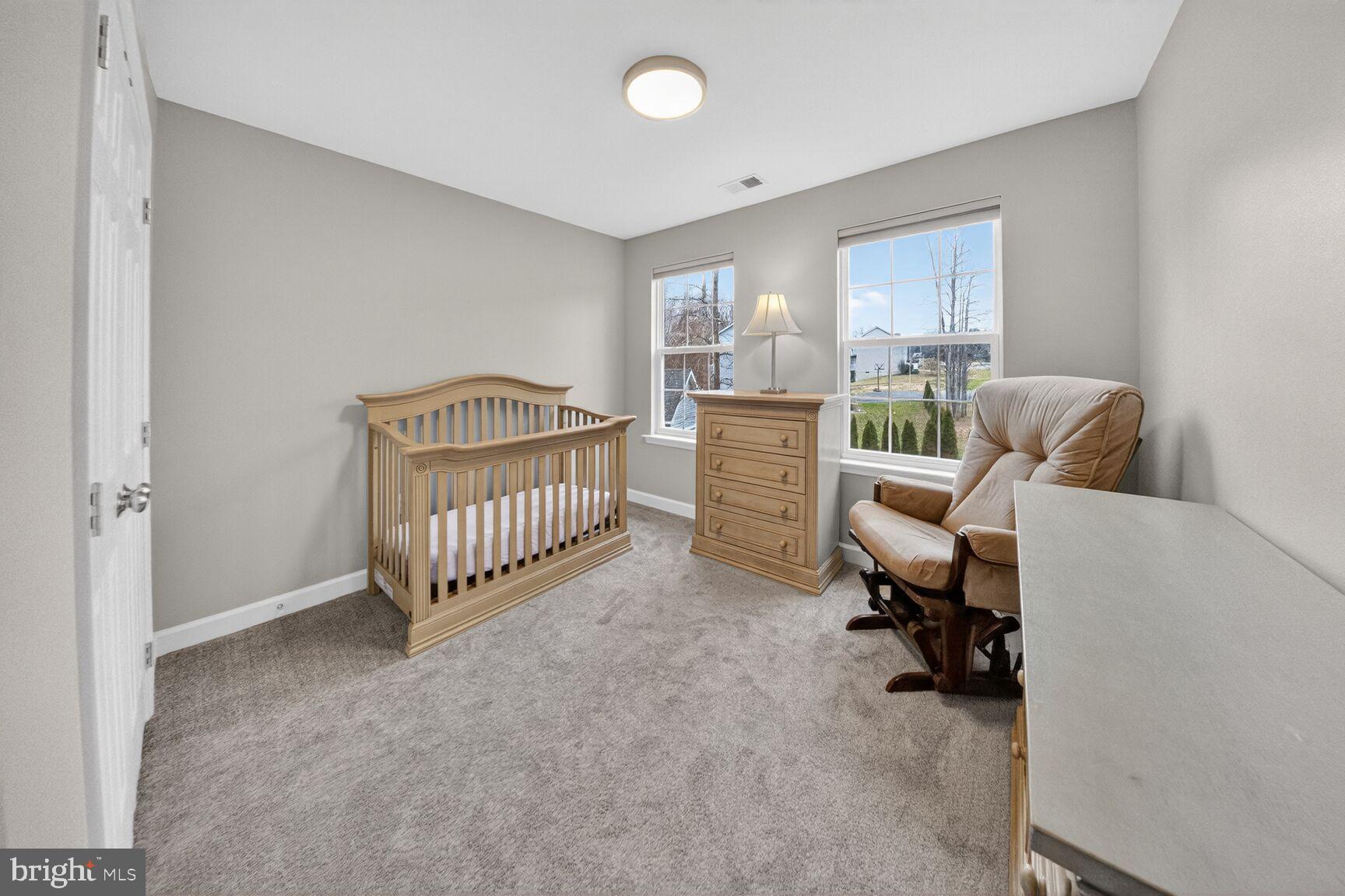 1820 BIRDS NEST LANE