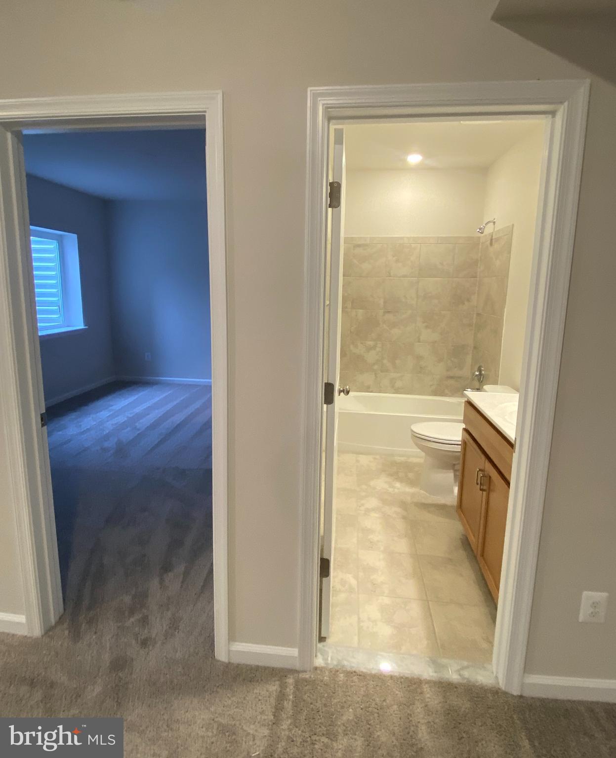10033 Selkie LANE