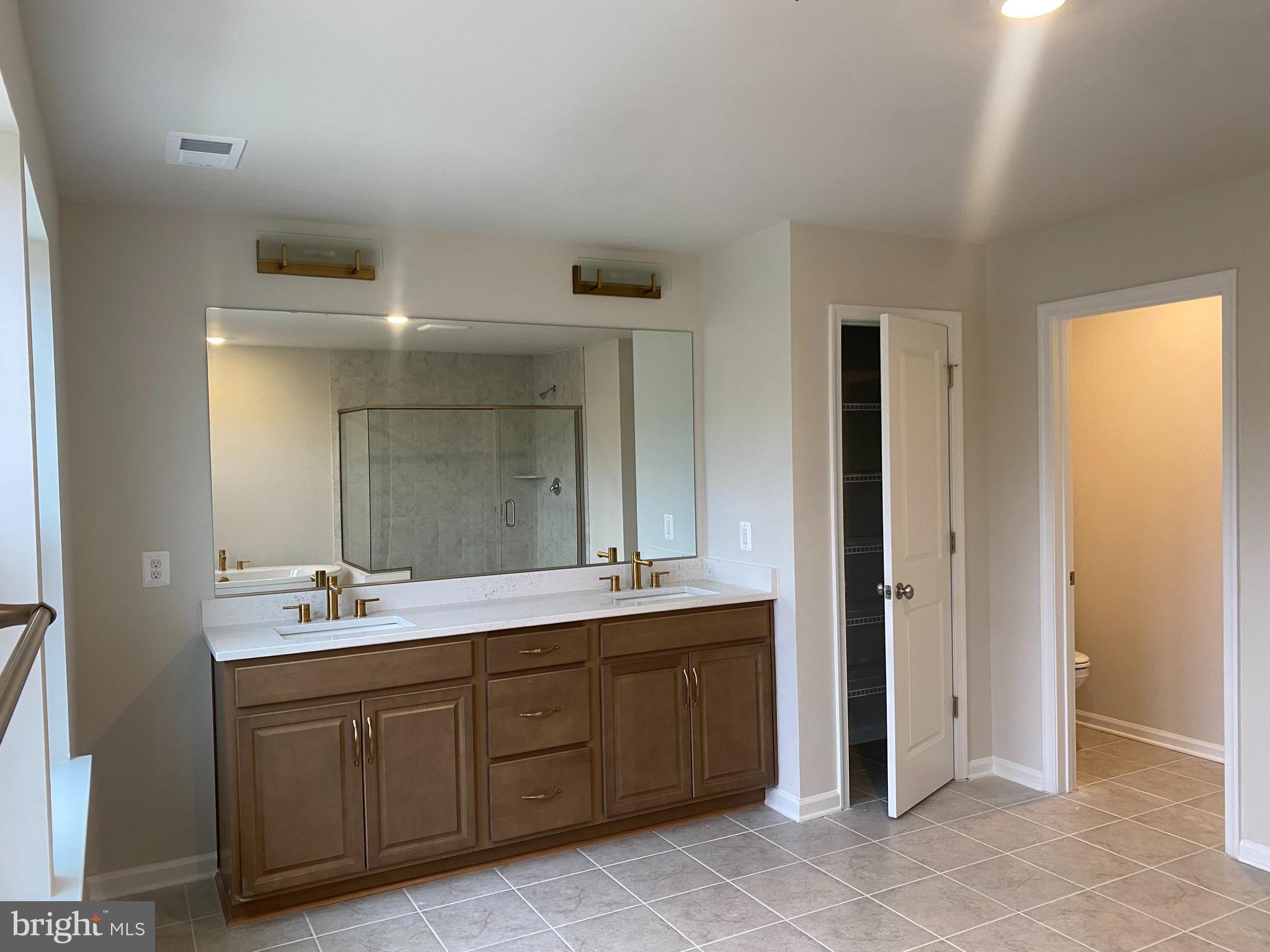 10033 Selkie LANE