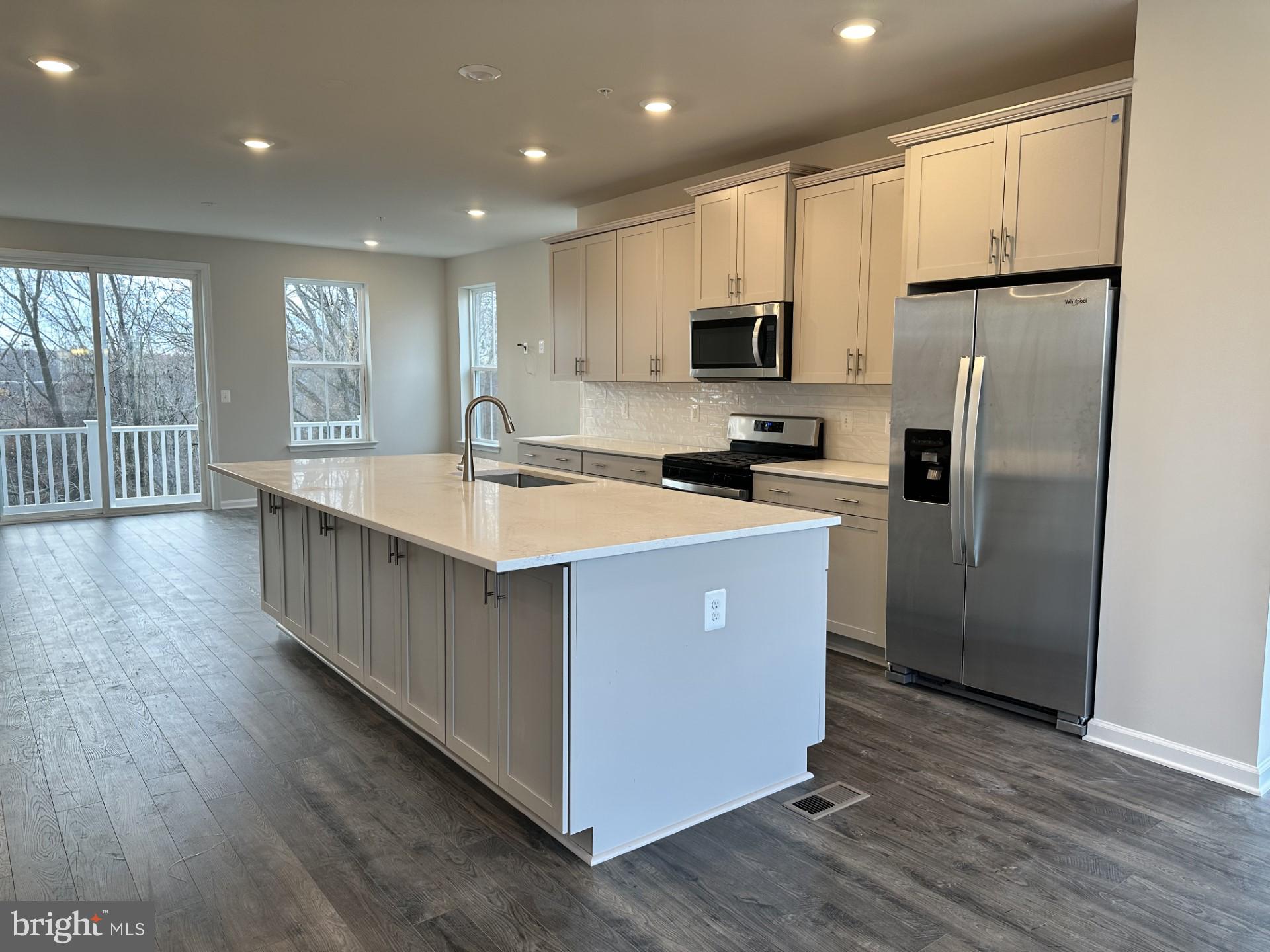 9566 Rutherglen PLACE