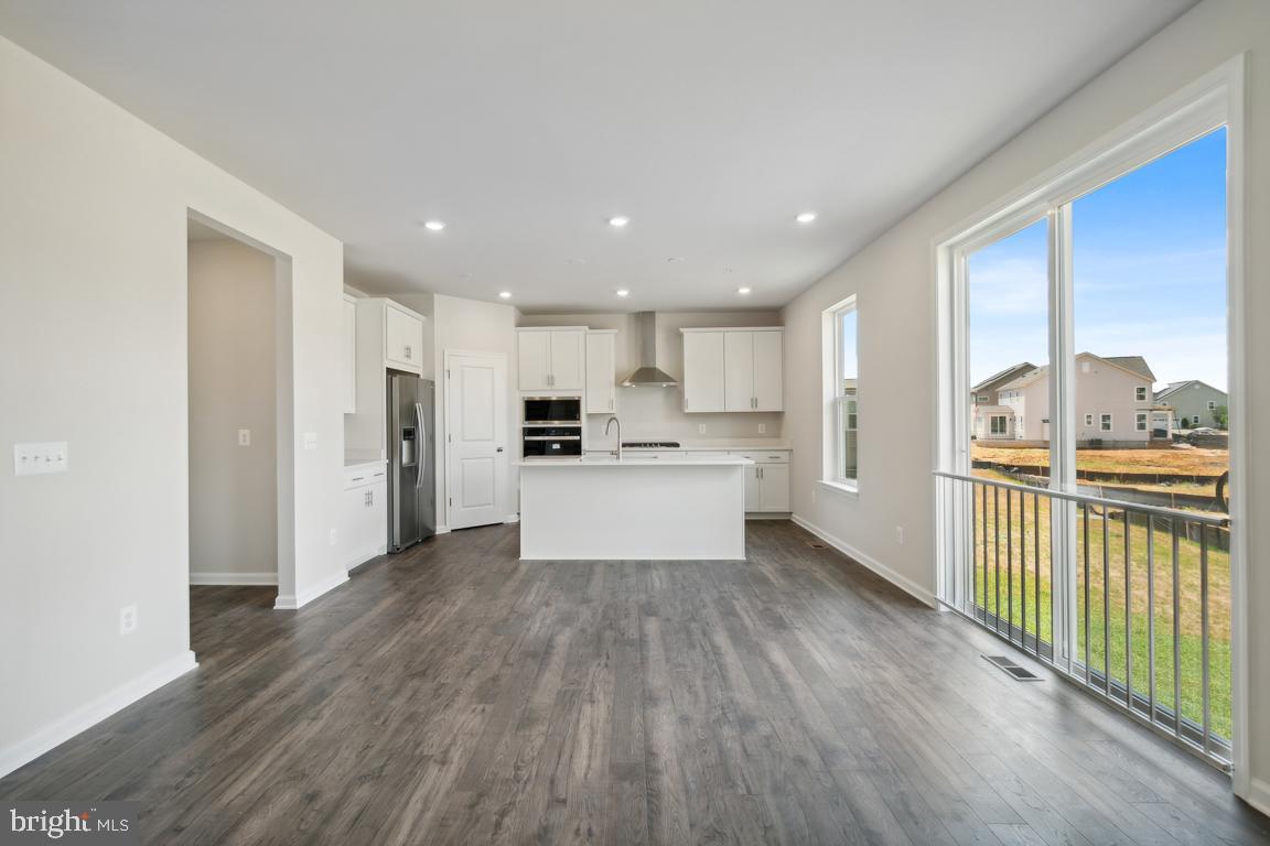 10017 Selkie Ln
