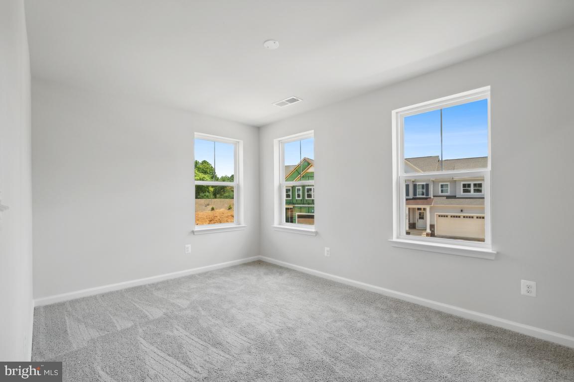 10017 Selkie Ln