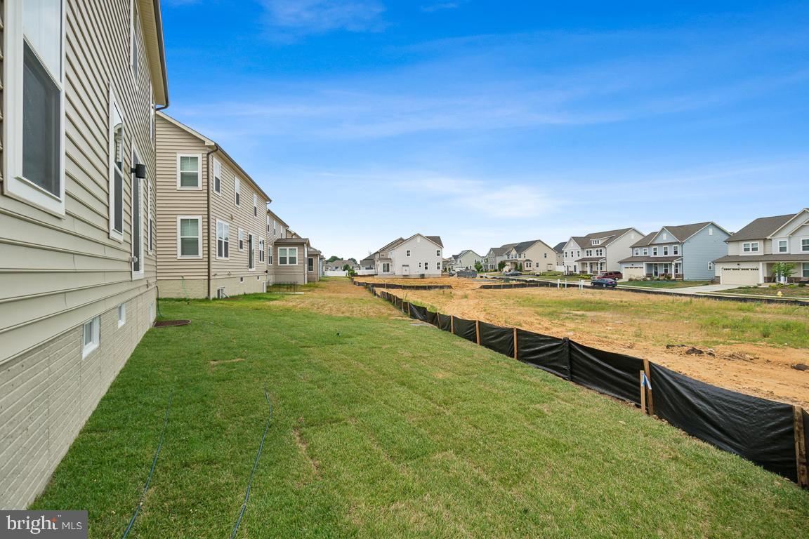 10017 Selkie Ln