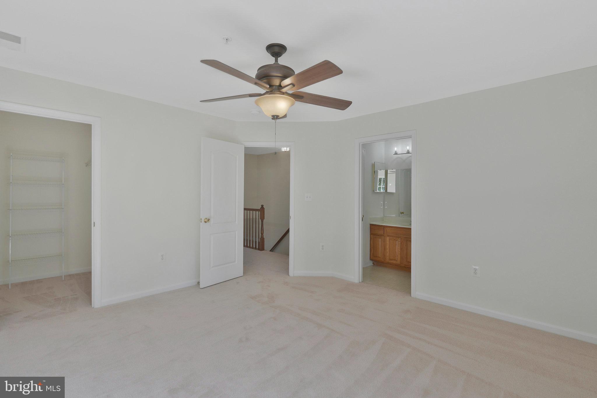5216 Viperfish Pl