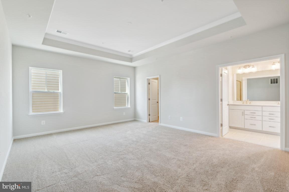 9858 Selkie Ln