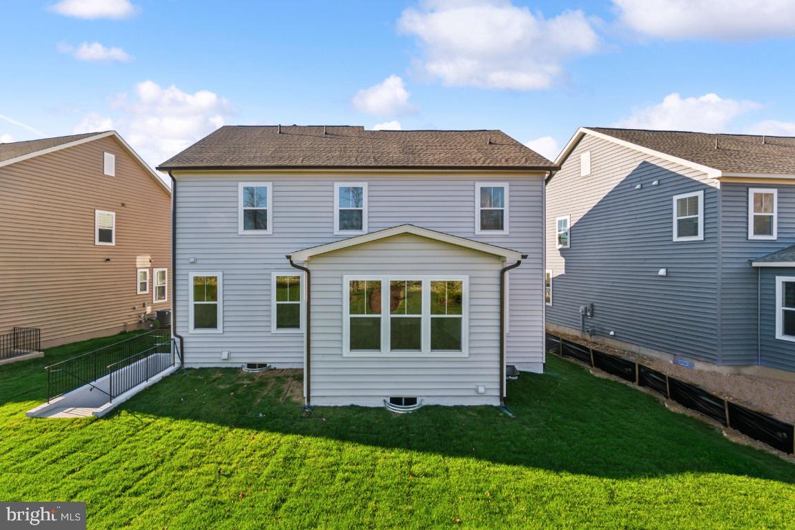 10006 Selkie Ln