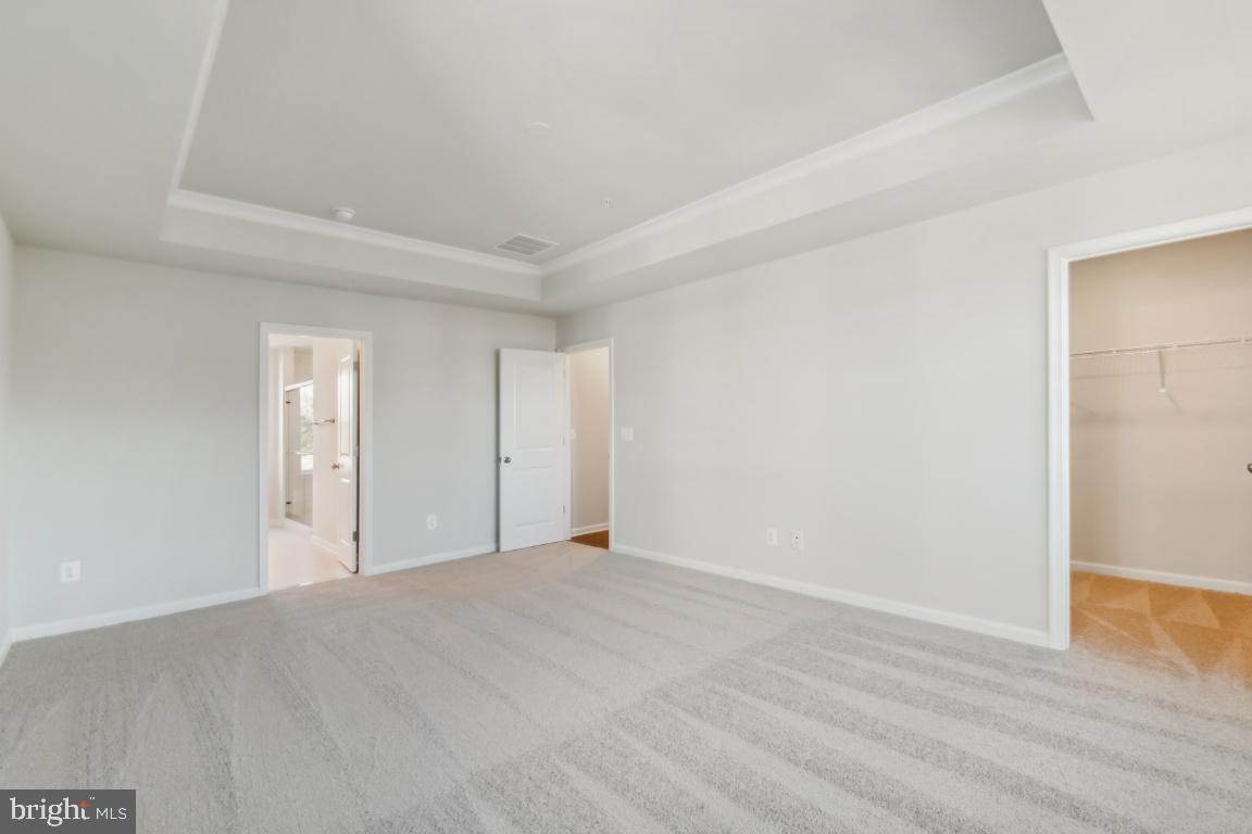 10006 Selkie Ln