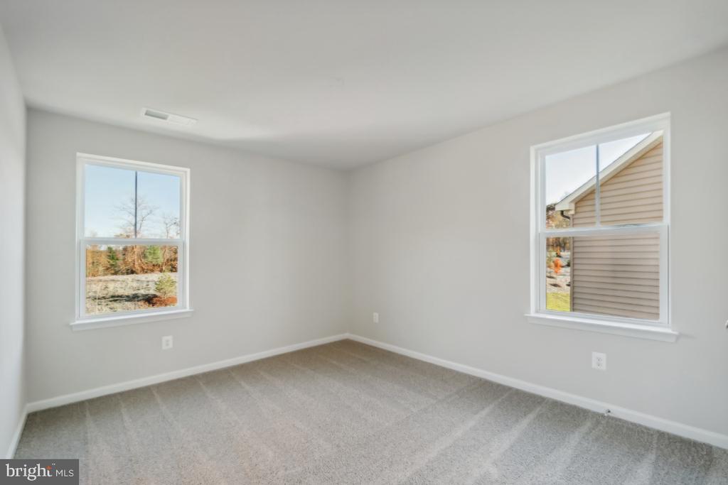 10006 Selkie Ln