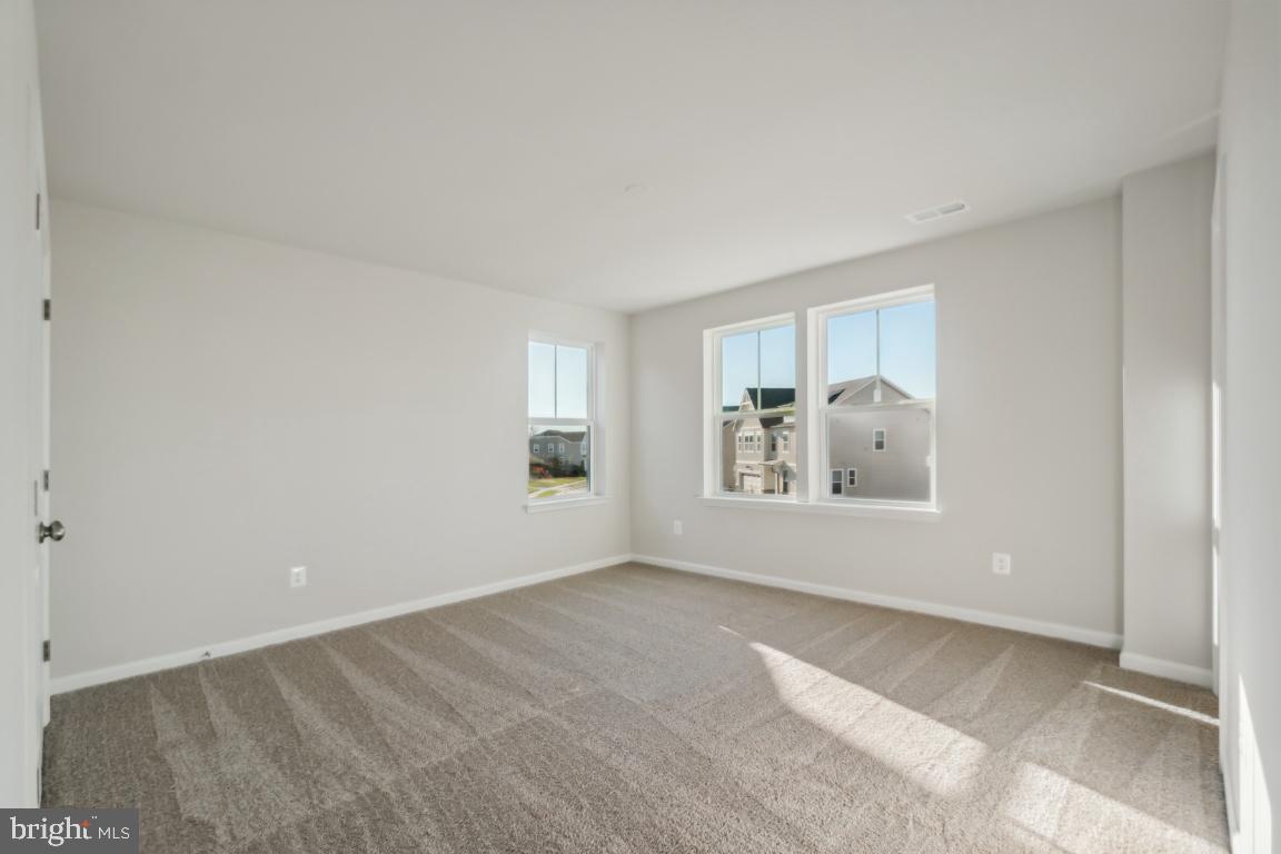 10006 Selkie Ln