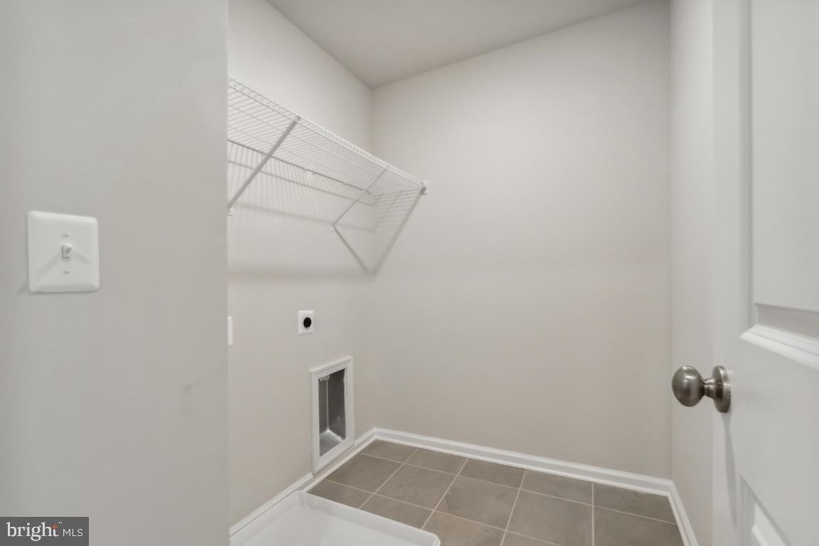 10006 Selkie Ln