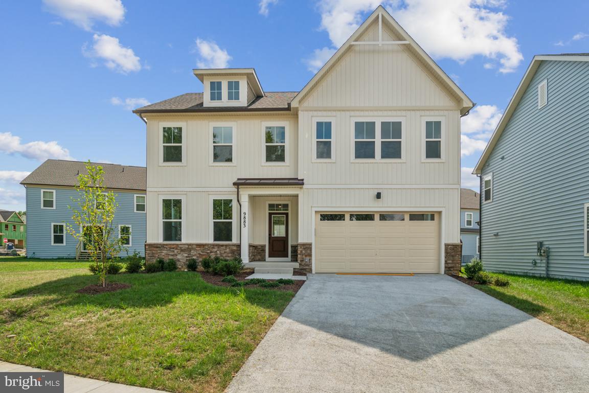 10005 Selkie Ln