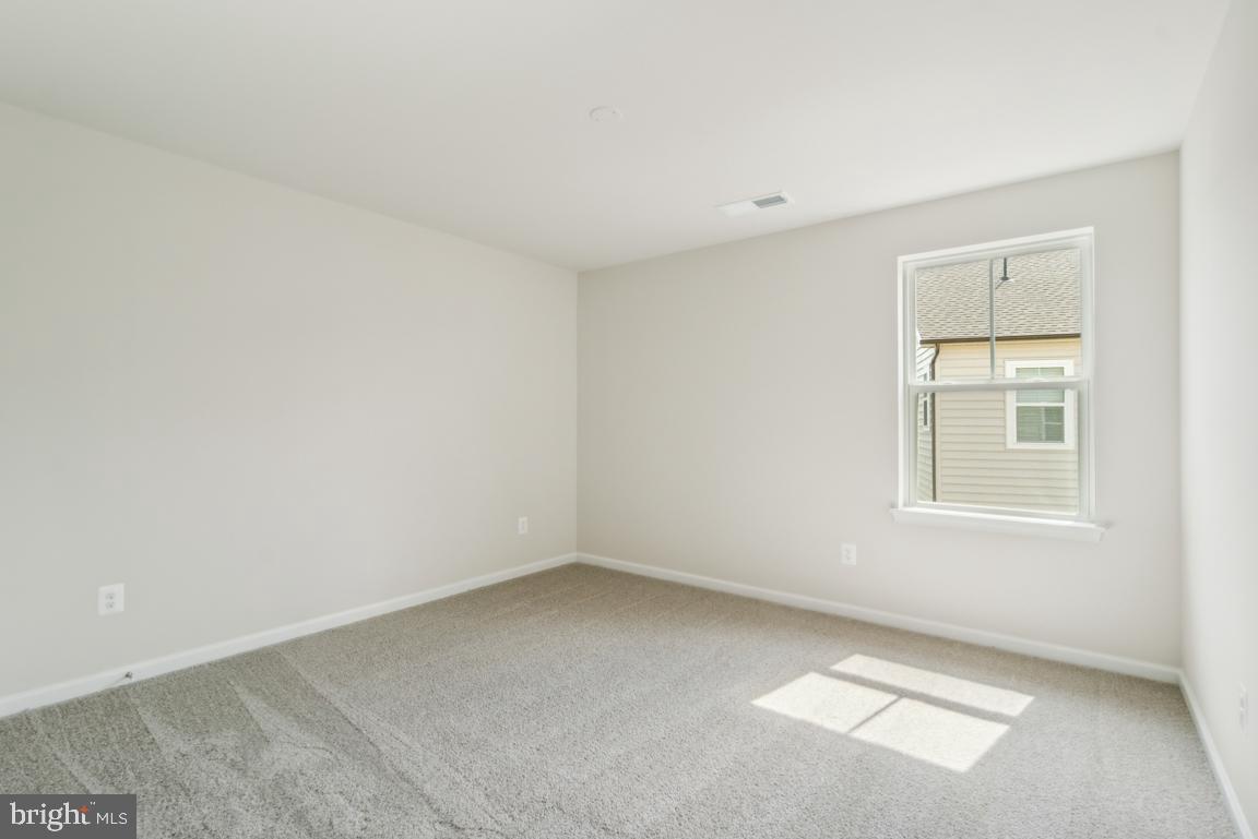 10005 Selkie Ln
