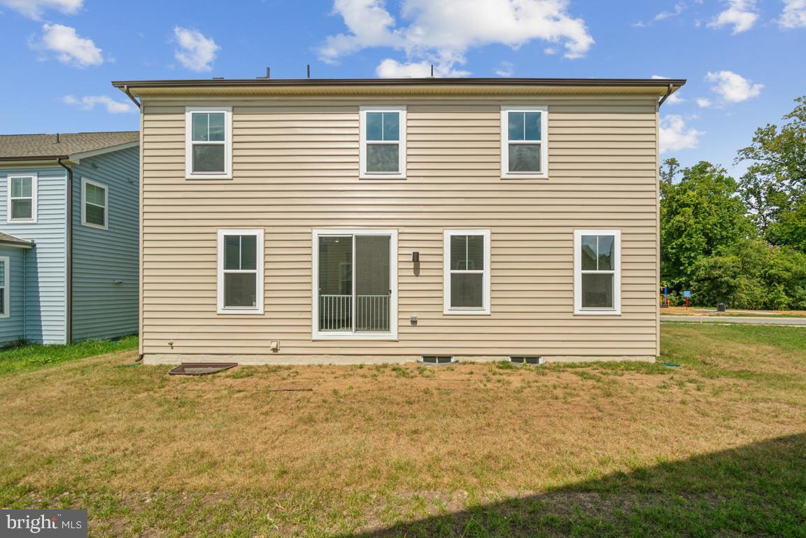 10005 Selkie Ln