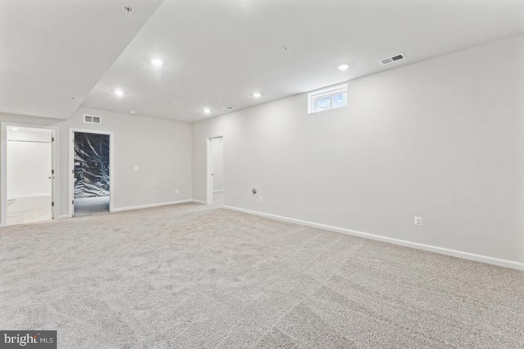 9907 Obin Ln