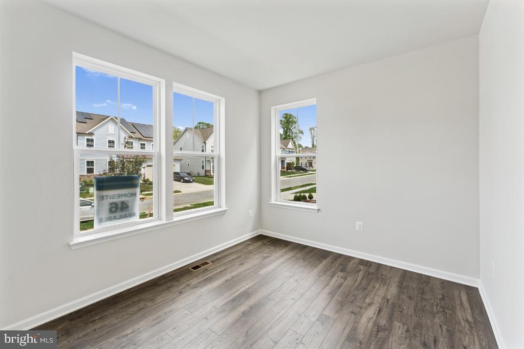 9903 Obin Ln