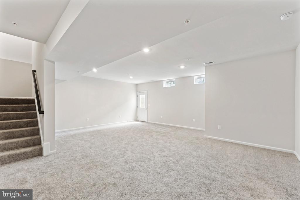 9903 Obin Ln