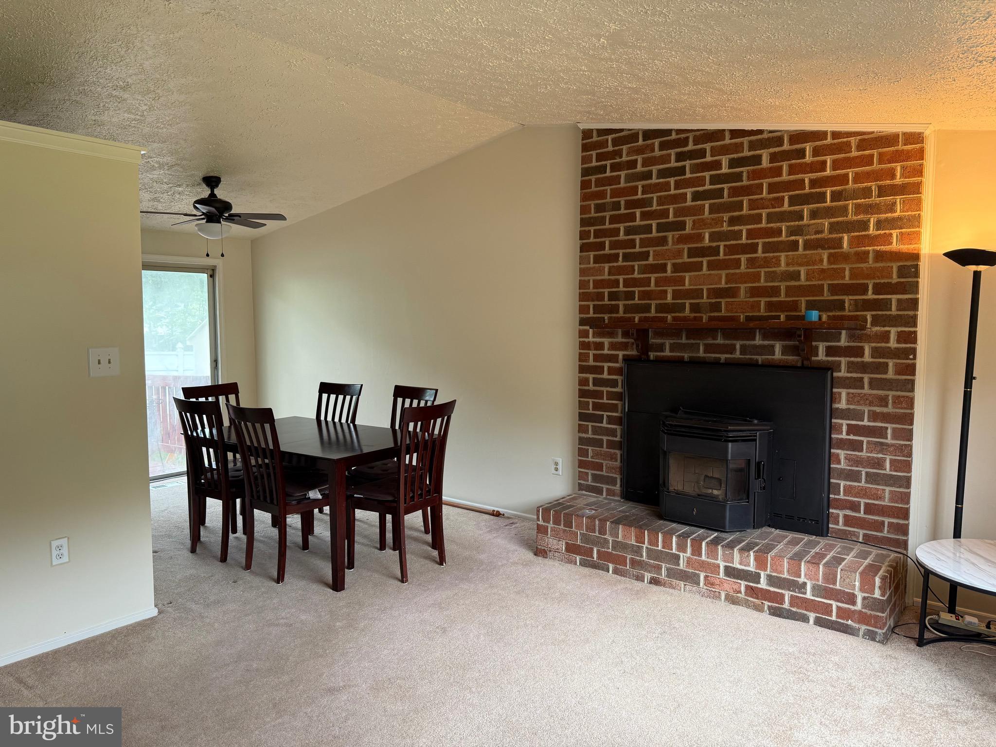 1048 Chesapeake Ct
