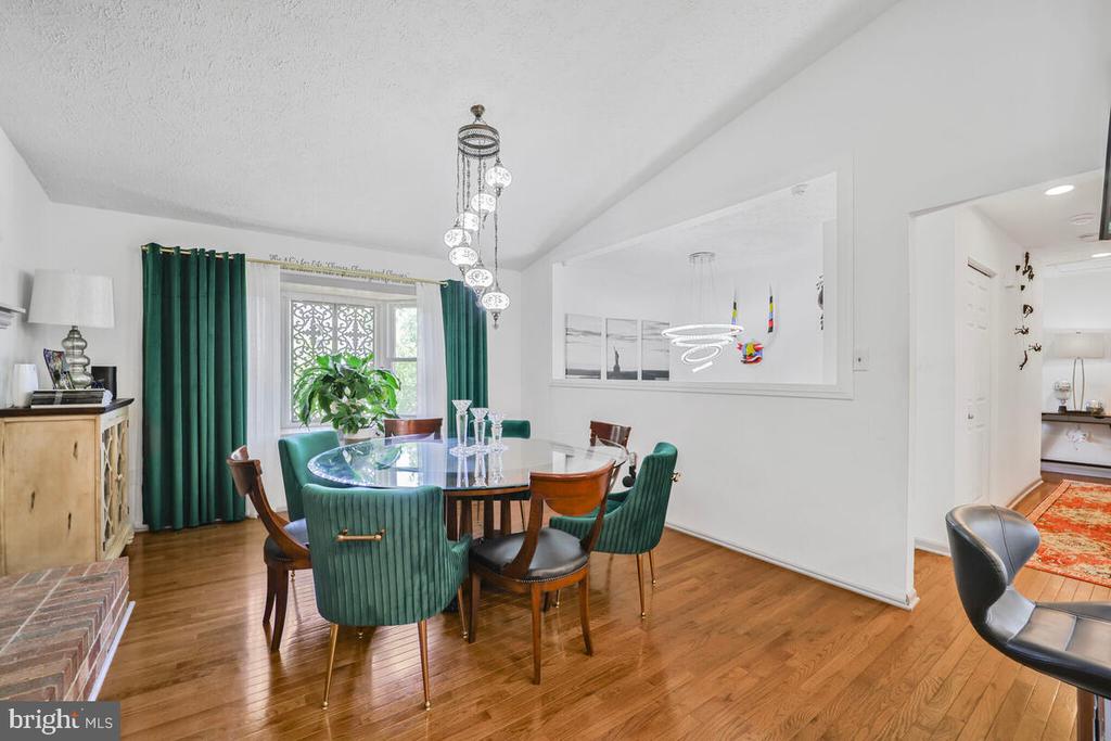 3555 Snowbell Ct