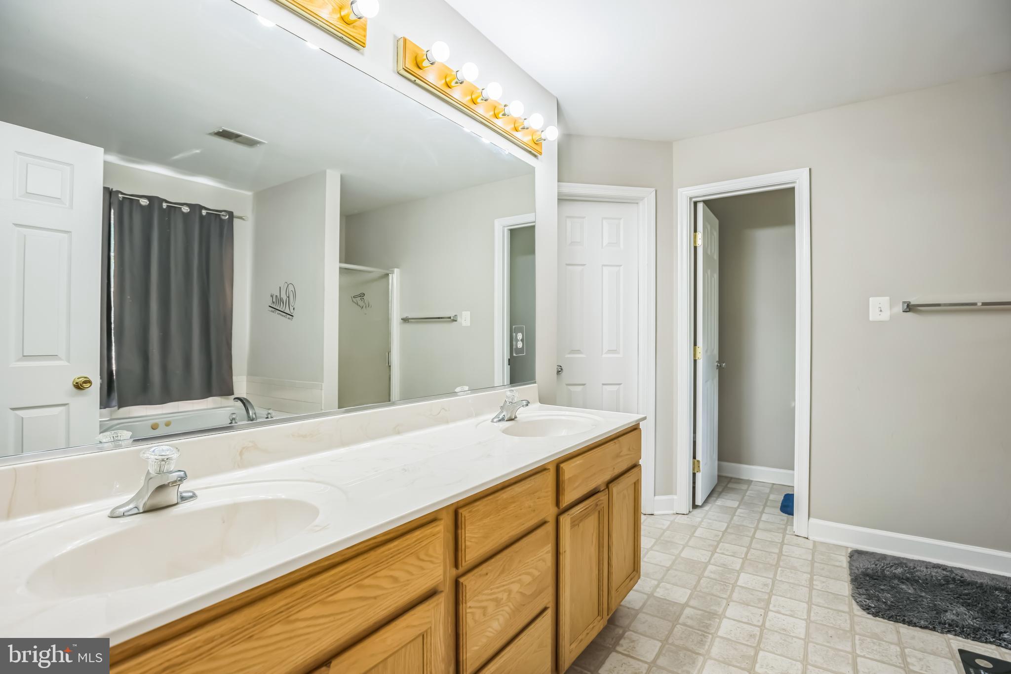 1645 Green Manor Dr