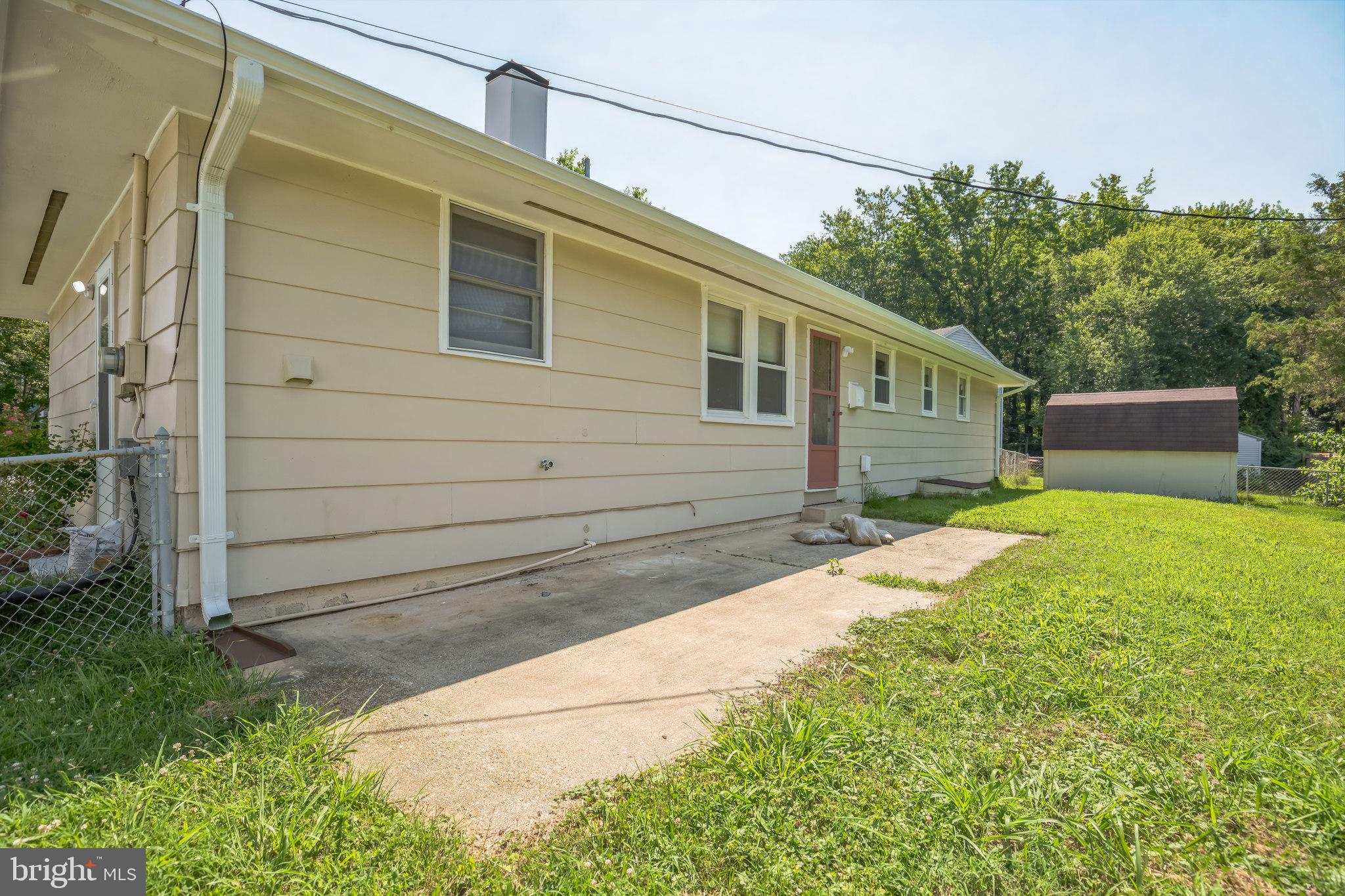 6799 Amherst Rd