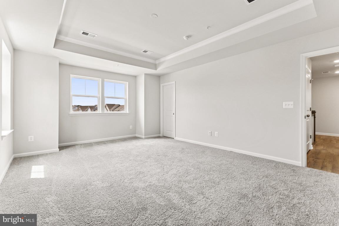 9809 Stonehaven Ct
